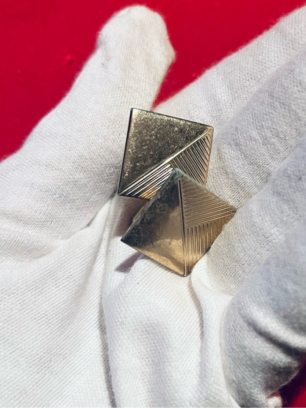Vintage 1960 s Swank Geometric Pyramid Gold Plated Cufflinks